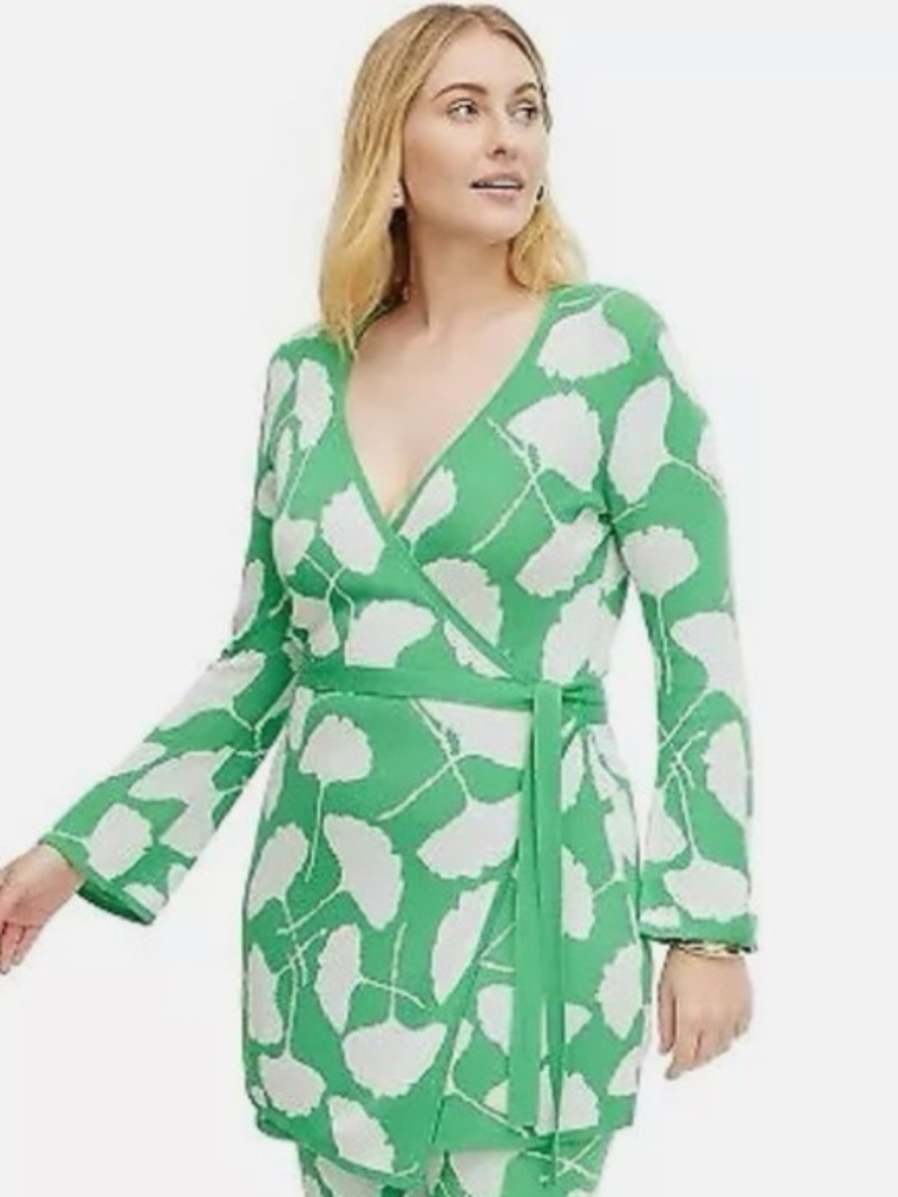 Diane Von Furstenberg Ginkgo Green Sweater Wrap Cardigan Top Women’s Size XL